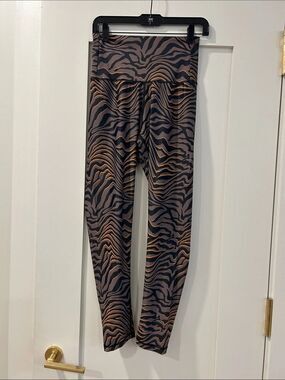 CHRLDR High-Waist Zebra Print Leggings - Brown & Black, large
